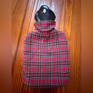 Rubber Hot /cold water bottle with flannel cover